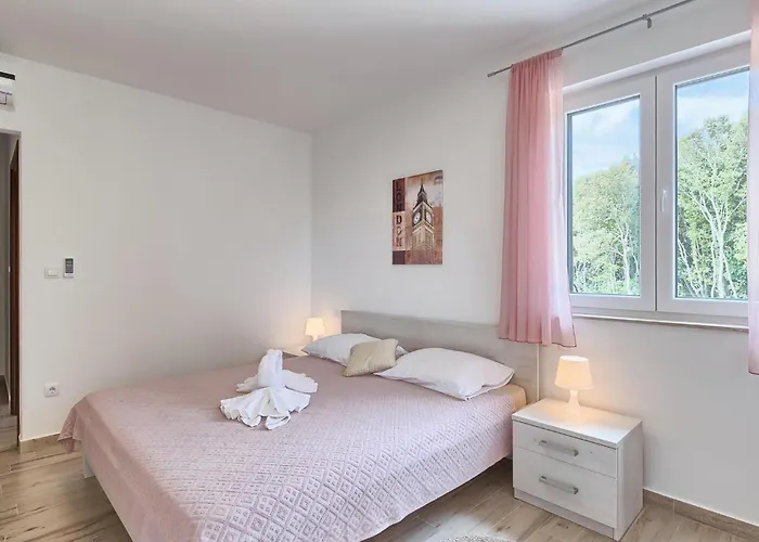 Semesterbostad Villa Vita *