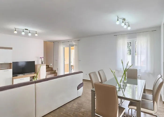 Villa Vita Semesterbostad Pula