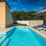 Будинок відпочинку Villa Vita *