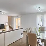 Villa Vita Будинок відпочинку Пула