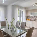 Будинок відпочинку Villa Vita *